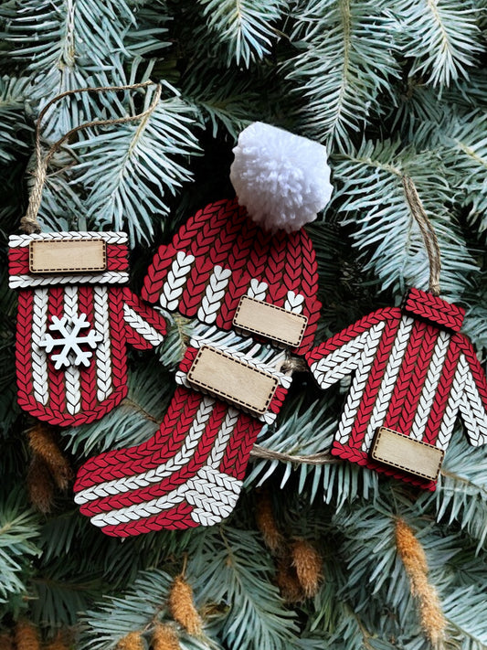 Personalized winter sweater Christmas Ornament, Family Christmas name tag