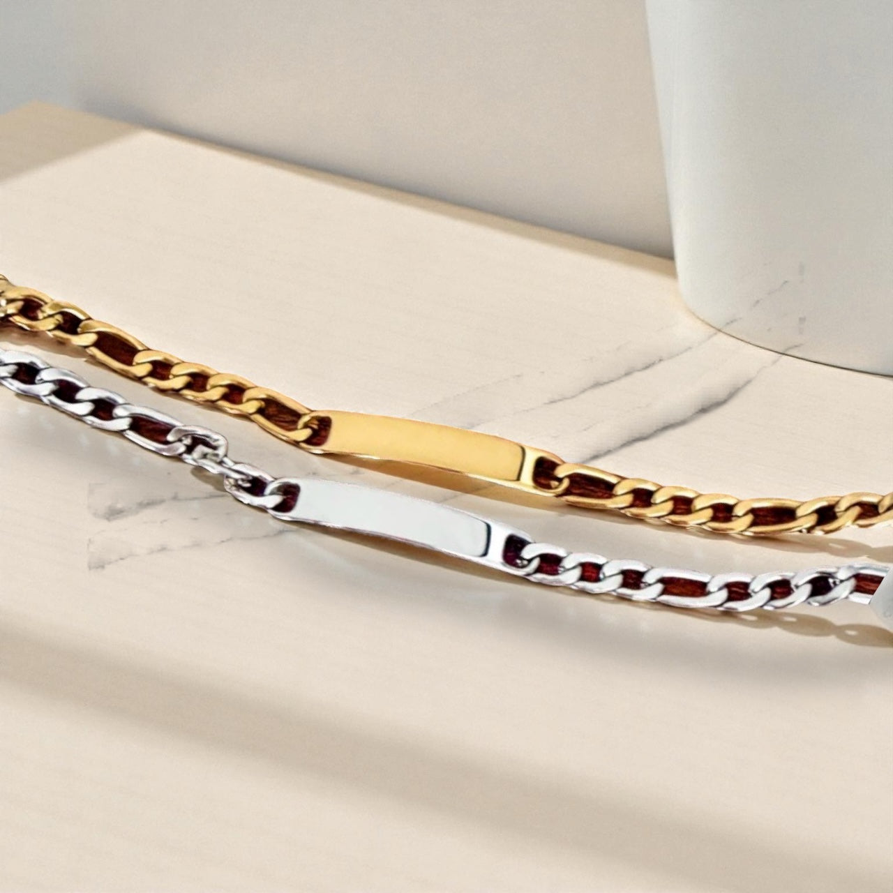 personalized Men’s Horizontal bar figaro bracelet