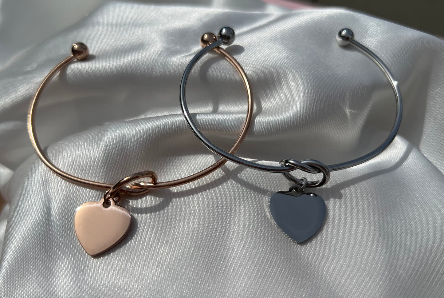 Personalized heart knot bangle bracelet