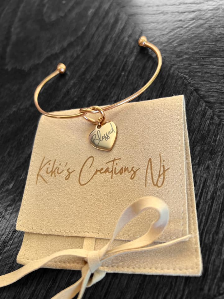 Personalized heart knot bangle bracelet