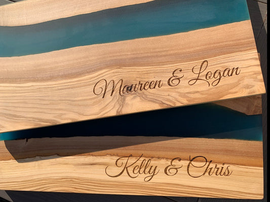 Wood & resin cutting board