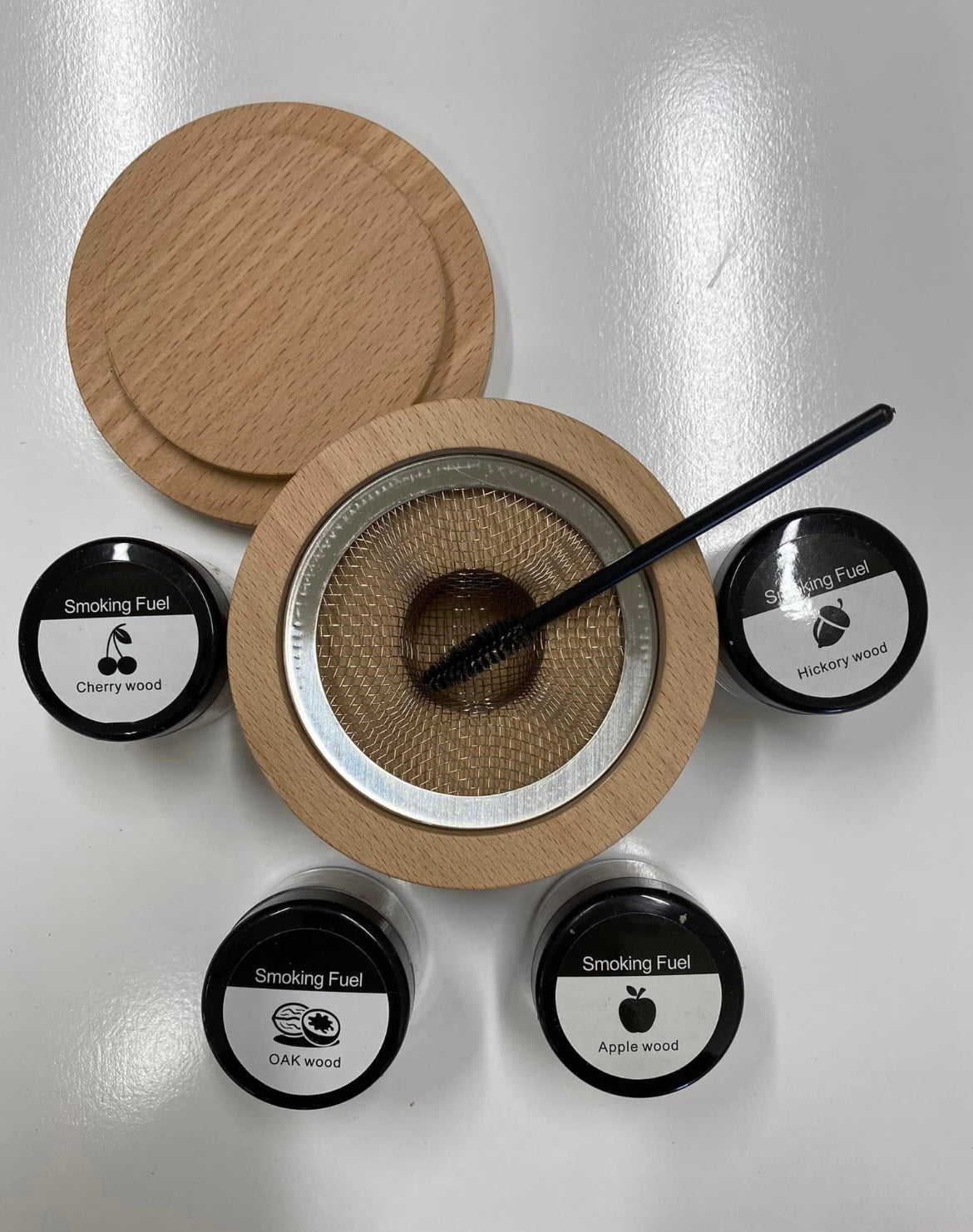 Customizable - Cocktail smoker top with 4 natural flavored wood chips