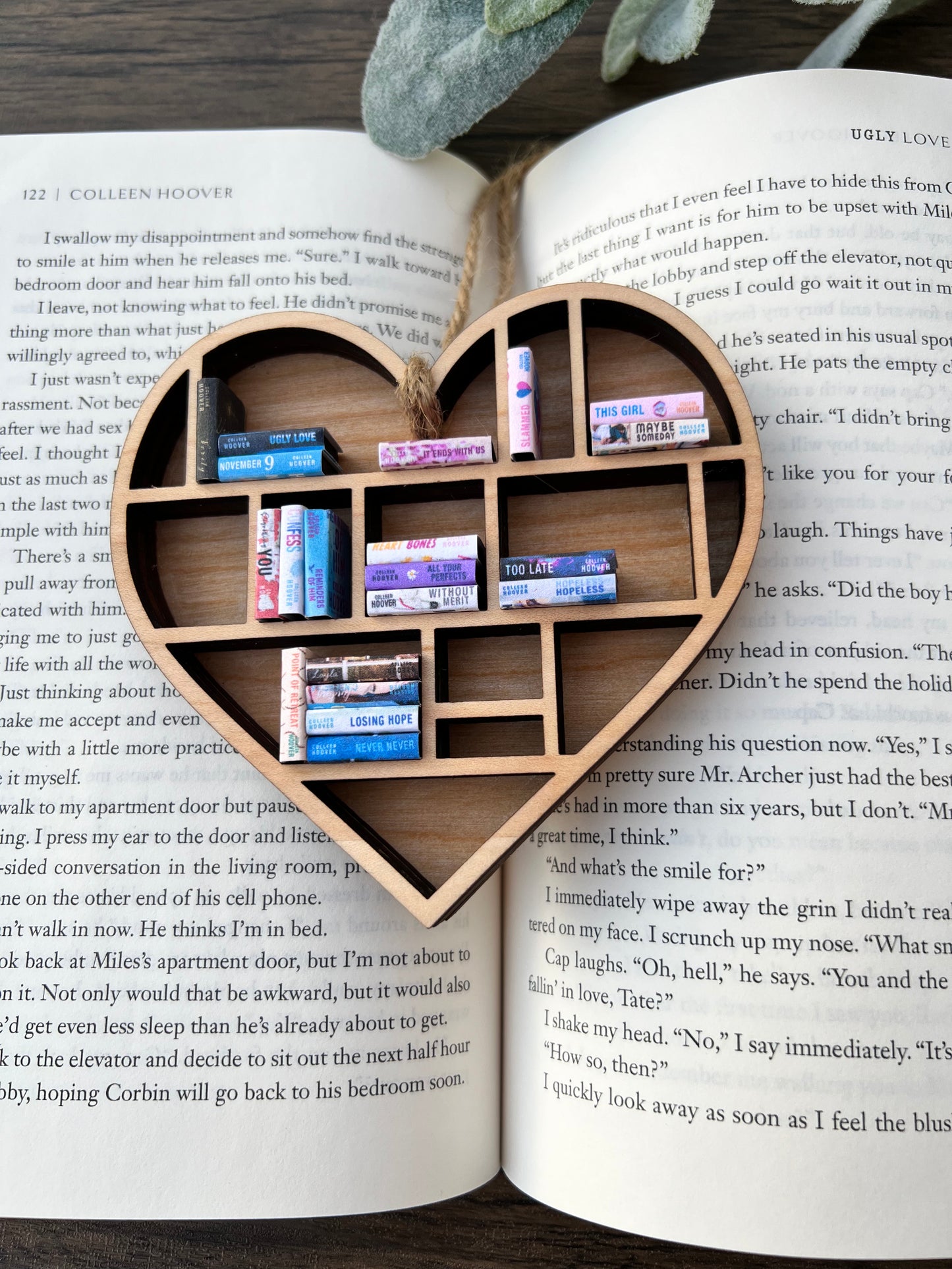 Book lover ornament