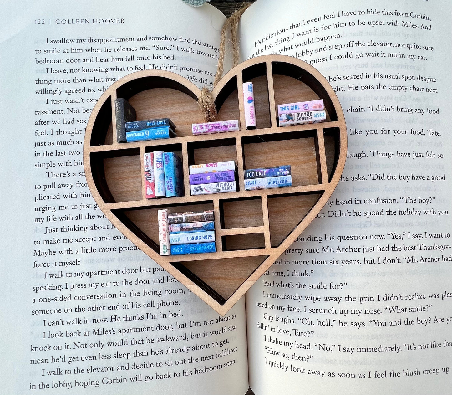 Book lover ornament