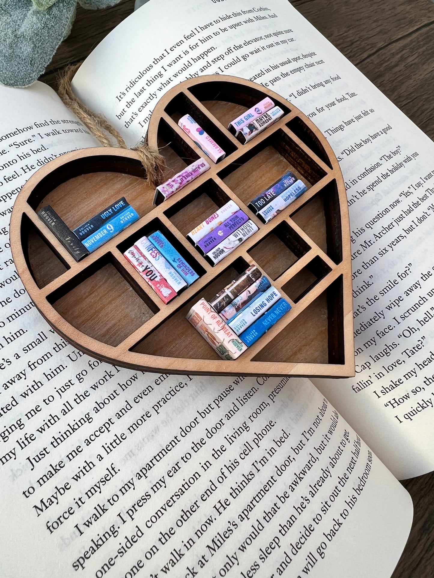 Book lover ornament